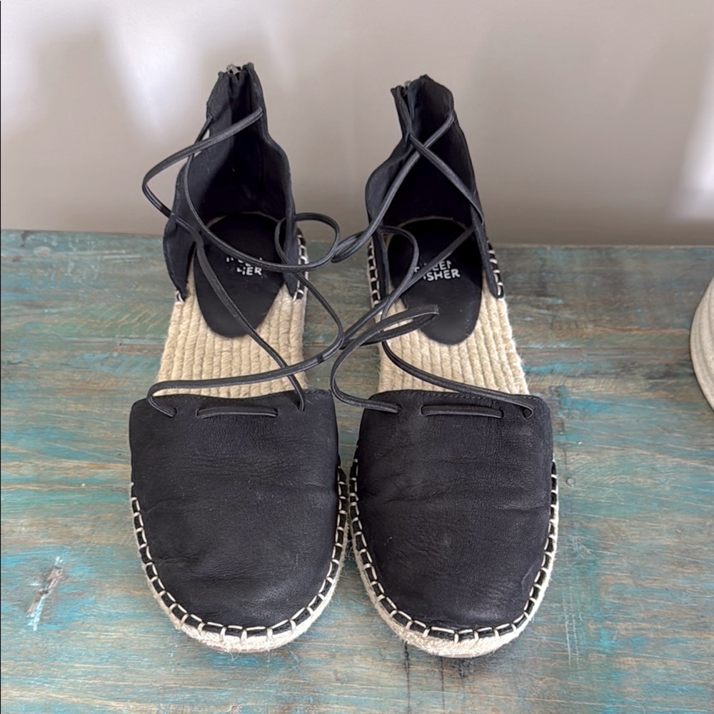 Eileen Fisher 9 Black Espadrille Sandals Flats
